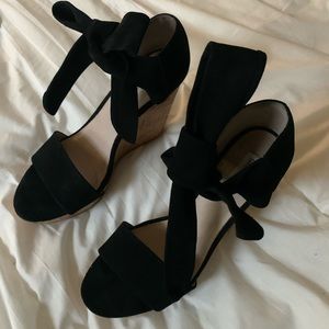 Black Tie Wedges - 8